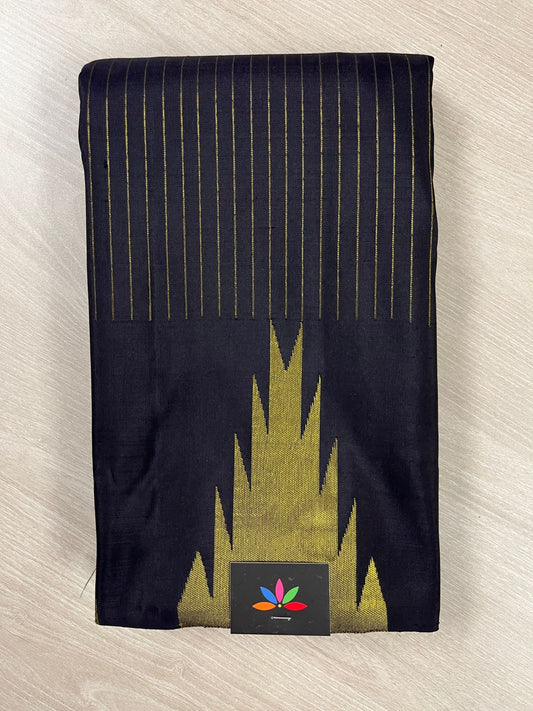 Handloom Kanchipuram Pure Silk Saree in Deep Eggplant with Golden Zari Thazhampoo Border & Rich 8 Kol Pallu - PSA122