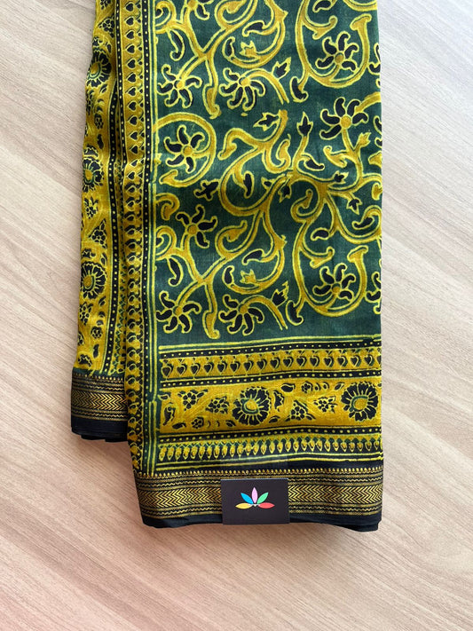 Ajrakh Maheshwari Silk Cotton Saree-22438