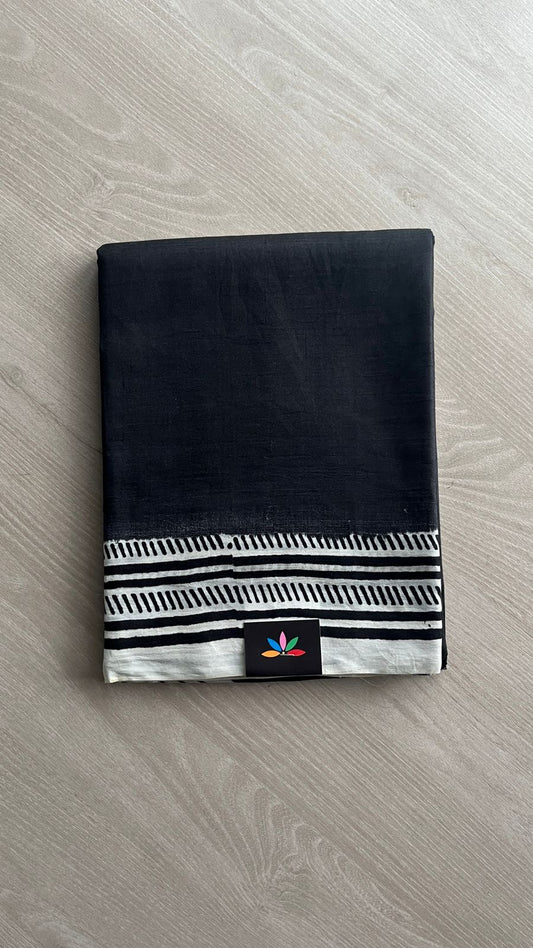 Handcrafted Geometric Design Light Weight Mulberry Silk Saree -25067