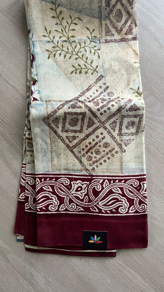 Handcrafted Geometric Design Light Weight Mulberry Silk Saree -25075