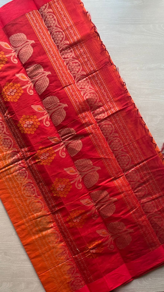 Handloom Fine Cotton Saree with Contrast Pallu and Blouse -25543