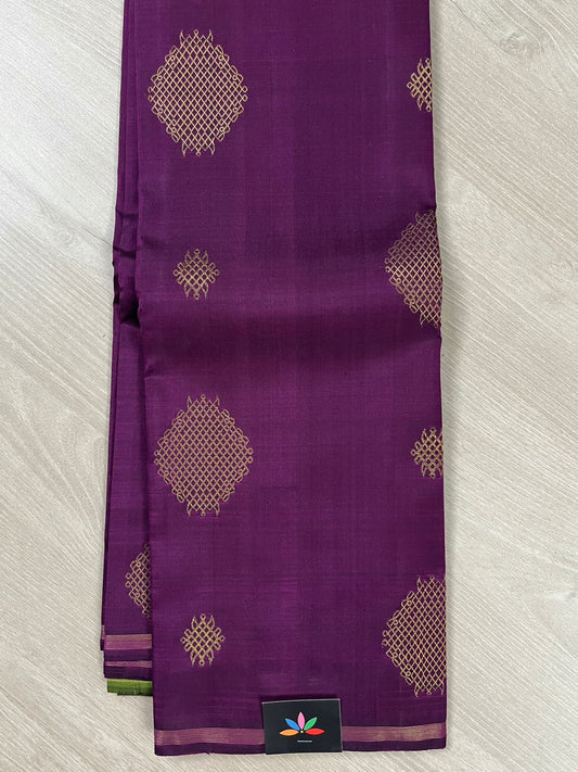 Handwoven  All over Kolam Weave Pure Kancheevaram Silk Saree-2635