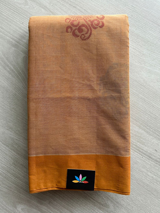 Handloom Fine Cotton Saree with Contrast Pallu and Blouse - 26618