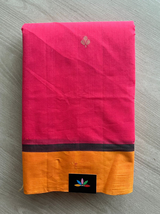 Handloom Fine Cotton Saree with Contrast Pallu and Blouse - 26619