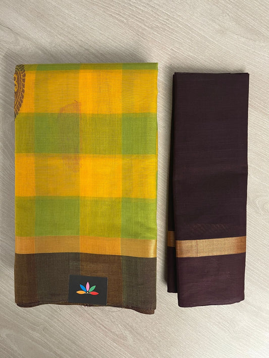 Handloom Fine Cotton Saree with Contrast Pallu and Blouse - 26622