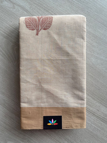 Handloom Fine Cotton Saree with Contrast Pallu and Blouse - 26627