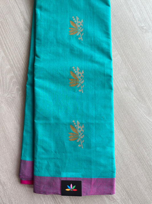 Handloom Fine Cotton Saree with Contrast Pallu and Blouse - 26635