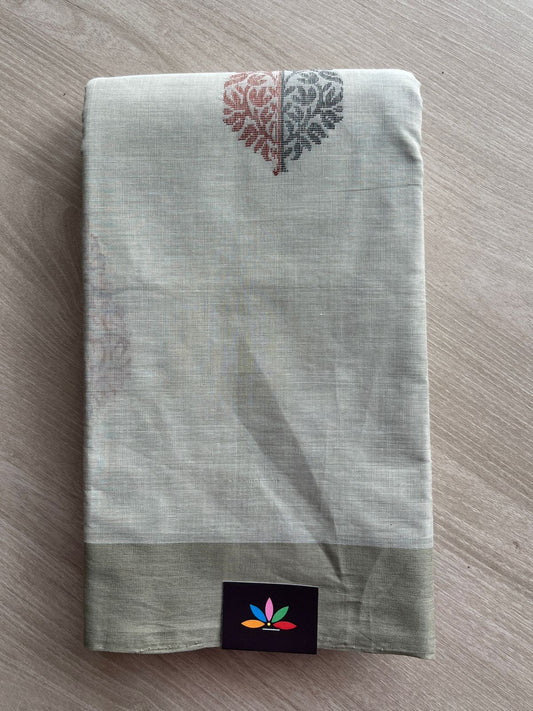 Handloom Fine Cotton Saree with Contrast Pallu and Blouse - 26642