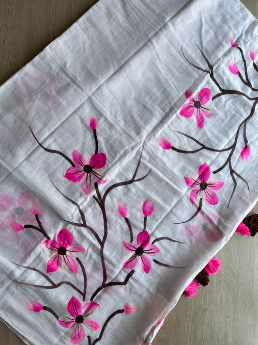 White Hand Brush Printed Feather Light Mul Cotton Saree - MCRH30194
