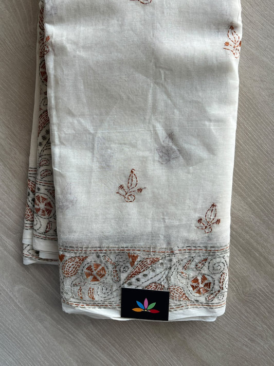 Off-White Kantha Stitched Mul Cotton Saree (Without blouse) - 37128