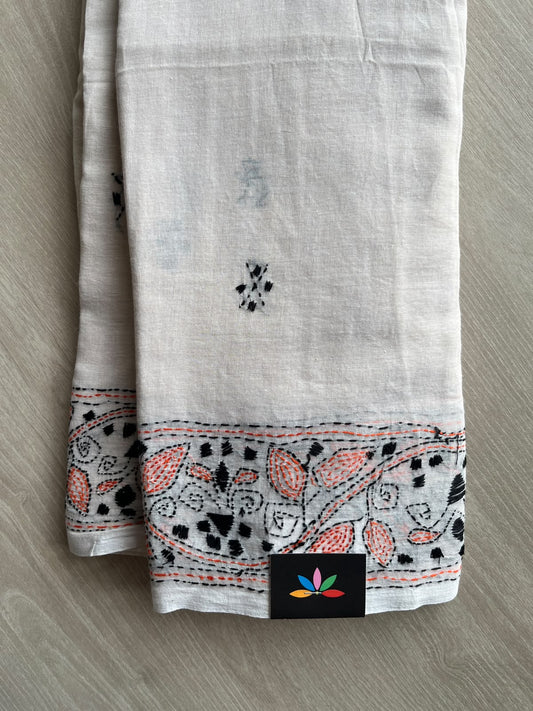Off-White Kantha Stitched Mul Cotton Saree (Without blouse) - 37514