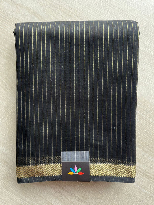Handwoven Zari Stripped Maheshwari Silk Cotton Saree -9257