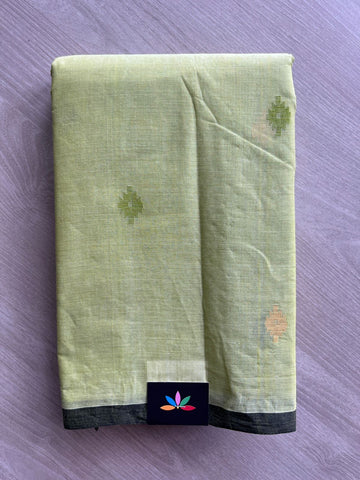 Pastel Green Handloom Bengal Jamdani Cotton Starched Saree (Without blouse) -31233
