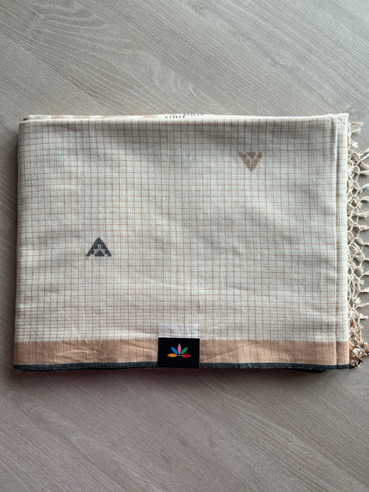 Checked Handloom Soft Cotton Saree - 27484