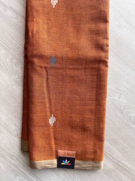 Double Tone (Rust Orange/Black) Handwoven Bengal Soft Cotton Jamdani Saree - 32755