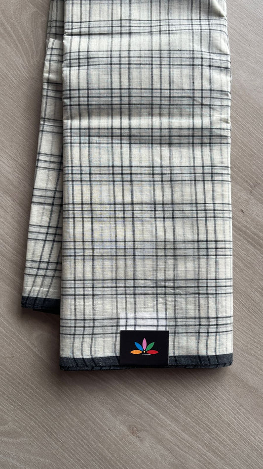 Simple Checked Handloom Cotton Saree (Without blouse) -26116