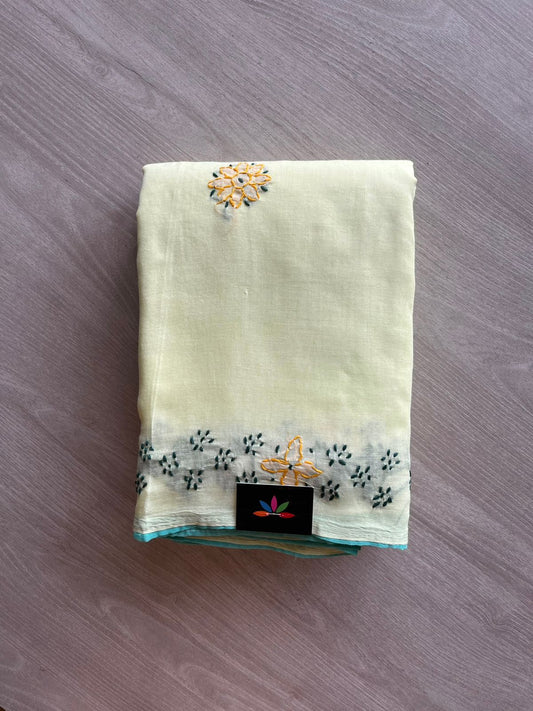 Simple Chikankari Cotton Saree with Contrast Pallu-11353