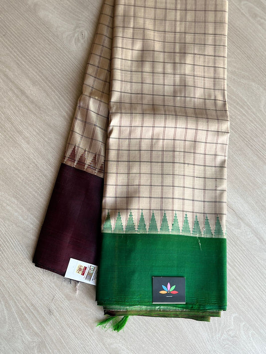 Handwoven Gadwal Pure Silk Saree(Light Beige) -3843