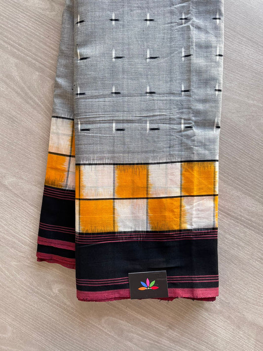 Handwoven Pochampally Ikkat Cotton Saree-10614