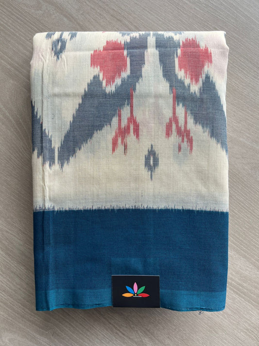 Cream White Handwoven Pochampally Ikkat Cotton Saree - 31748