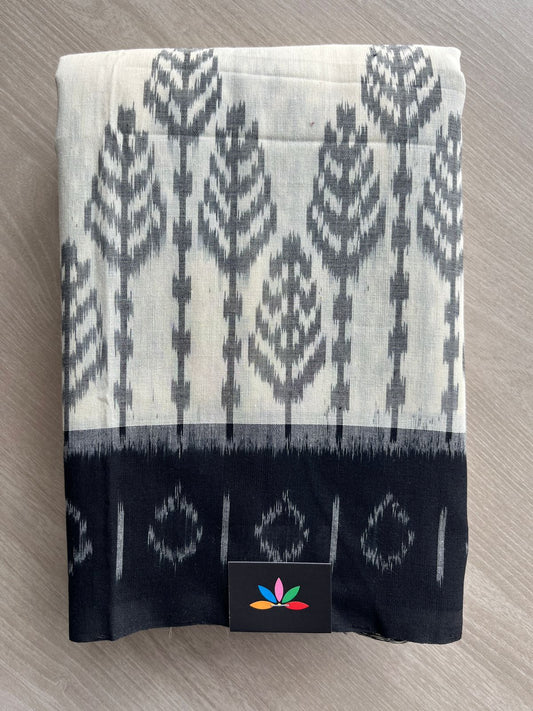 Pastel Gray Handwoven Pochampally Ikkat Cotton Saree - 31751