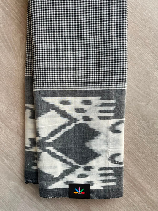 Black & White Checked Handwoven Pochampally Ikkat Cotton Saree- 33477