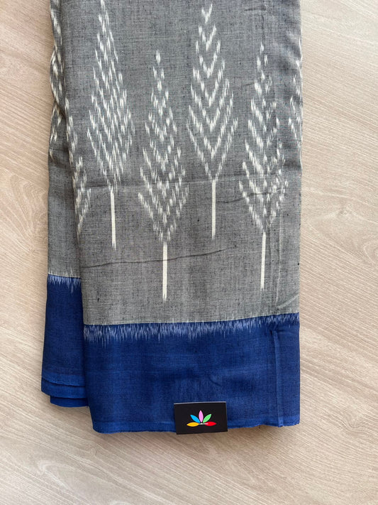 Silver Grey Handwoven Pochampally Ikkat Cotton Saree - 35073
