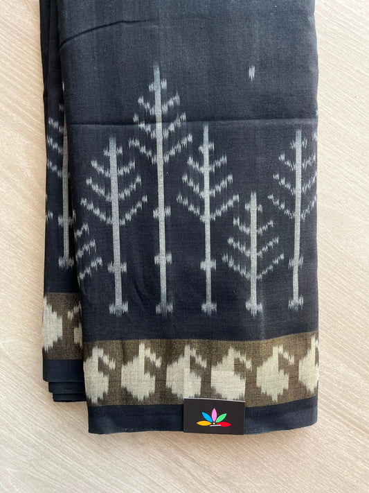 Black Handwoven Pochampally Ikkat Cotton Saree - 35078