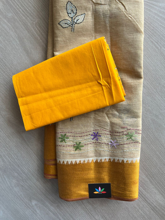 Light Beige Handcrafted Kantha Stitch Cotton Saree - 32275