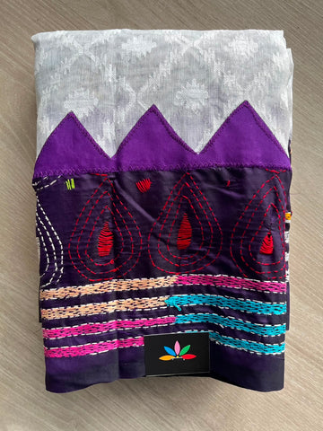 White Jacquard Resham Kantha Stitch Border Cotton Saree - 33235