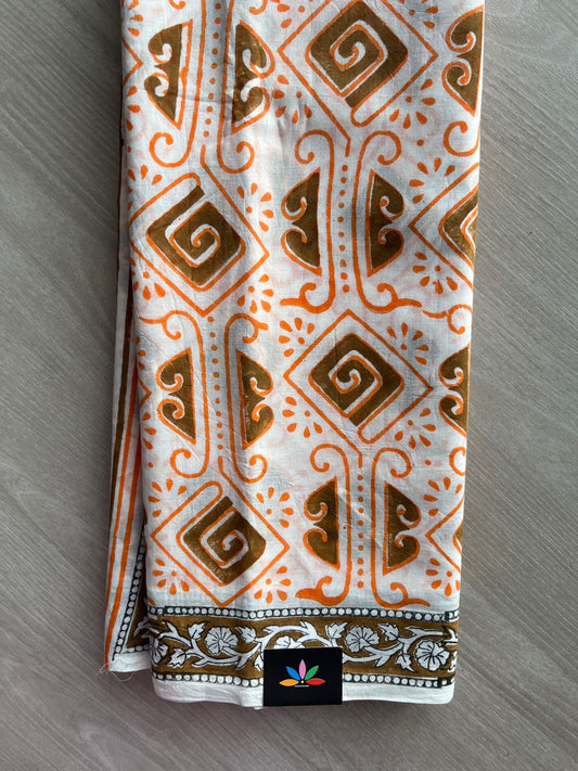 Off White Handblock Printed Mul Cotton Saree - 32530_32531