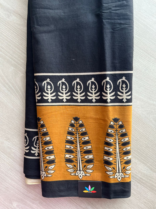 Black Handblock Printed Mul Cotton Saree - 32550_32551