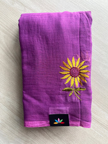 Floral Embroidered Feather Light Mul Cotton Saree (Without Blouse) - 36553