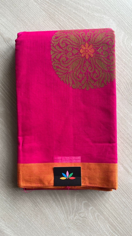 Handloom Fine Cotton Saree with Contrast Pallu and Blouse -25739