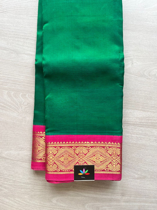 Korvai Silk Cotton Saree With Contrast Pallu and Blouse (Green And Pink)-1337